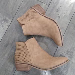 Madden girl 8m Tan Neville bootie